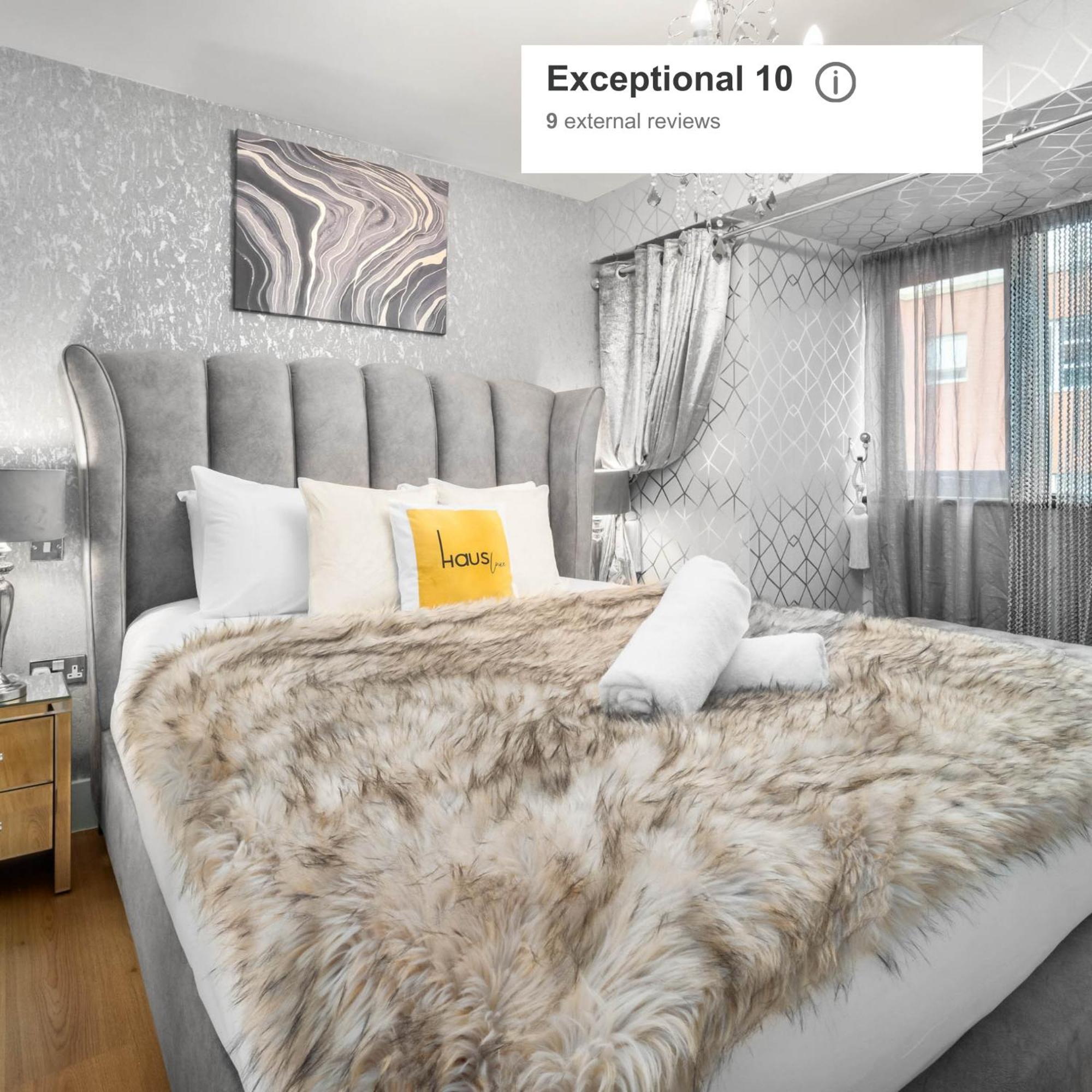 Luxury 1 Bed Flat With Parking 11K - Top Rated - Netflix - Wifi - 70 Inch Smart Tv - Birmingham City Centre - Tv In Bedroom - Top Rated Zewnętrze zdjęcie